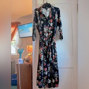 Torrid, Tea Length Shirt Dress - Challis Black Floral, Size 1